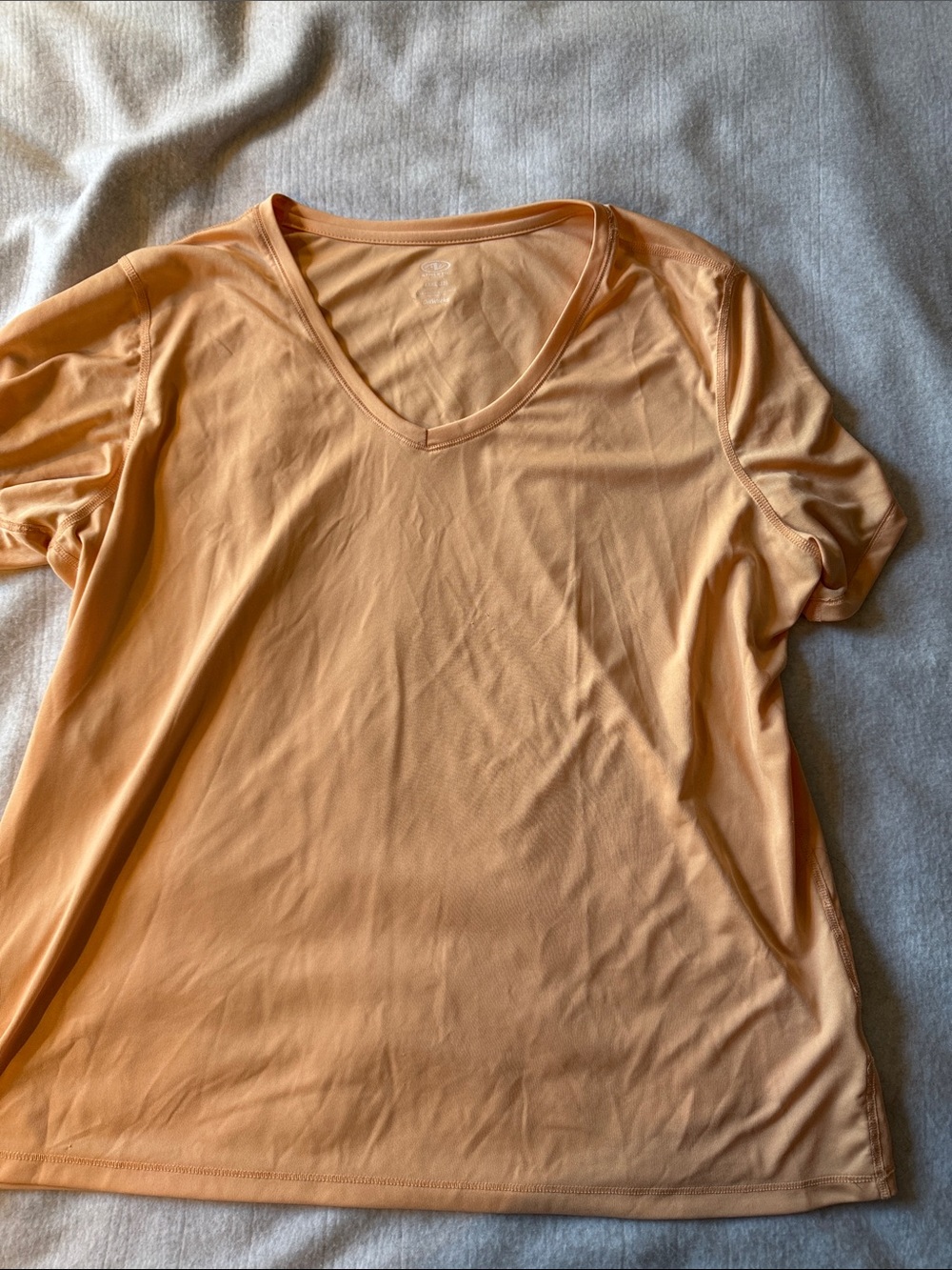 Athletic Works Women's V-Neck Tee - Peach/Light Orange
